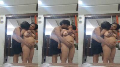 Sex in hotel with college BHABI